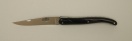 Nur noch 1 Stück erhältlich, exclusives 12cm Messer in Horn schwarz anstelle der Biene wurde ein Bayerisches Wappen gefertigt.