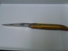 12 cm Messer Griff in Olive handziselierte Biene und Rücken